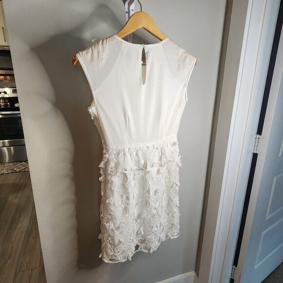 BCBG MAXAZRIA WOMEN'S SIZE SMALL SLEEVELESS WHITE COTTON COCKTAIL DRESS - Picture 5 of 6